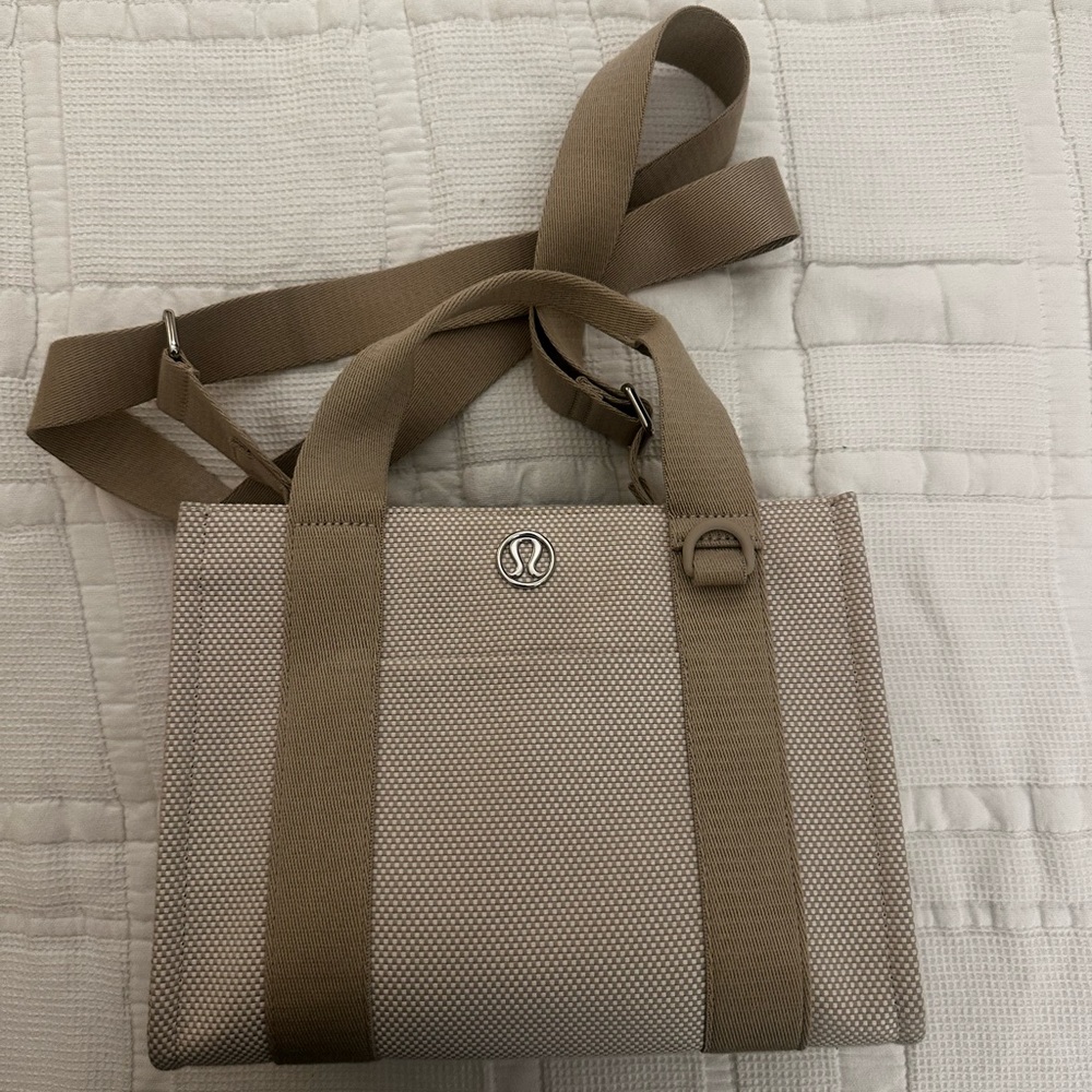 Lululemon Two-Tone Canvas Bag